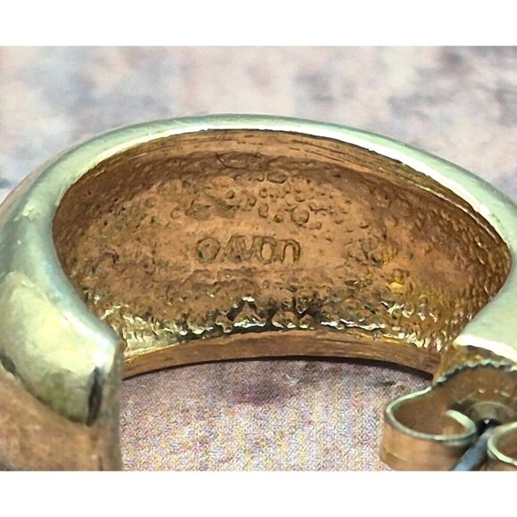 Cute AVON Gold Tone Small Hoop Earrings with Crystal Accents Classic 1" - Picture 11 of 12